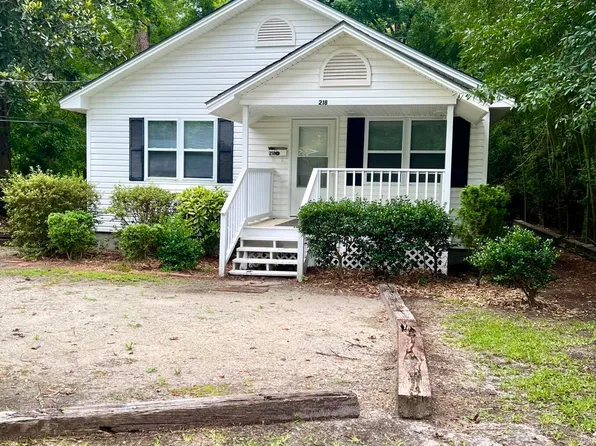218 E Lewis Street, Whiteville, NC 28472