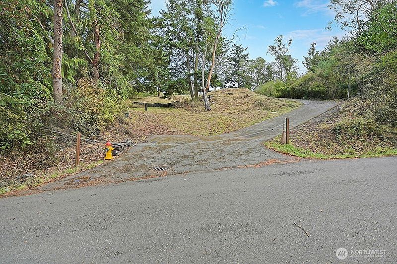 3rd image of 9999 Maple Parcel A Street