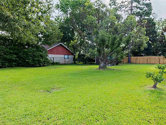 3rd image of 2306 W Sunset Dr