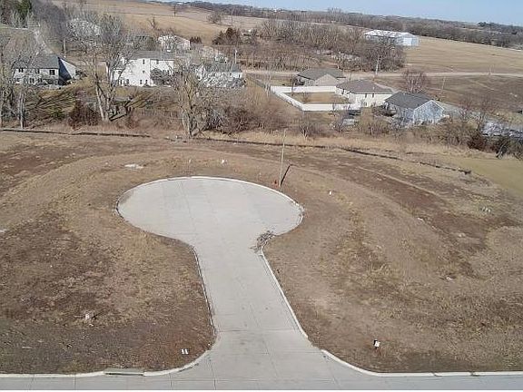 2nd image of 1180 Evergreen Rd