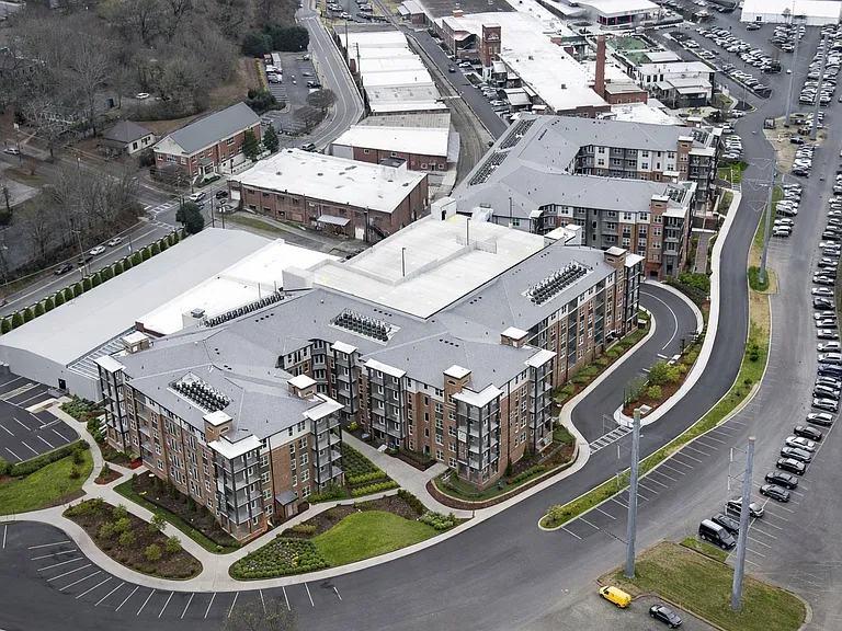 District on the Etowah Apartments — Photo 23