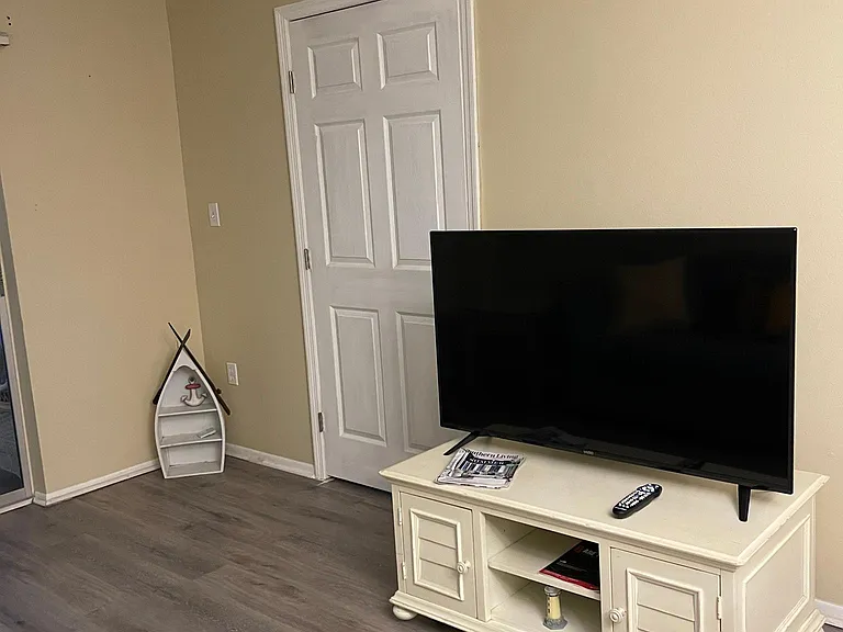 3693 Lake Bayshore Dr #H107 — Photo 9