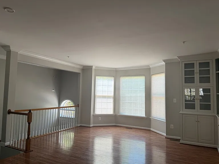 233 Galewood Dr — Photo 6