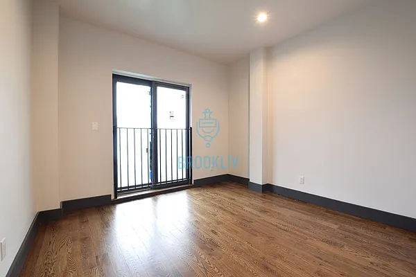 Rented by null | media 20