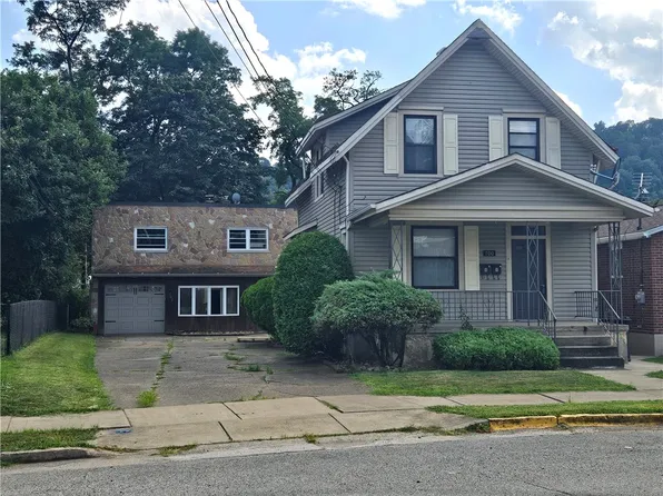 700-702 Garfield St, Springdale, PA 15144