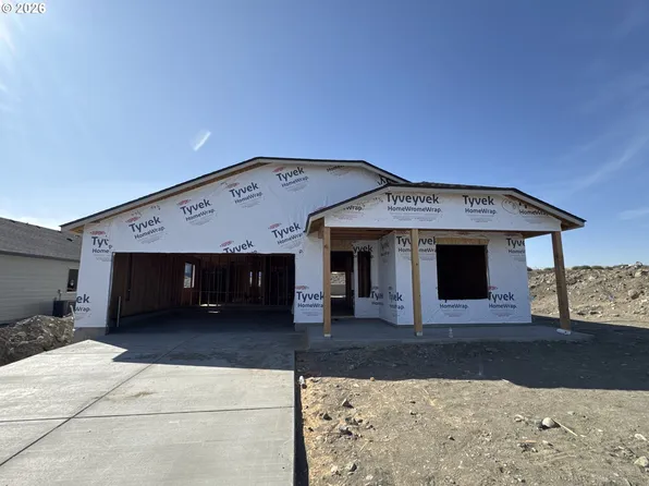 628 Arthur St, Umatilla, OR 97882