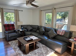 707 Saint Catherine Ct, Newburgh, IN 47630
