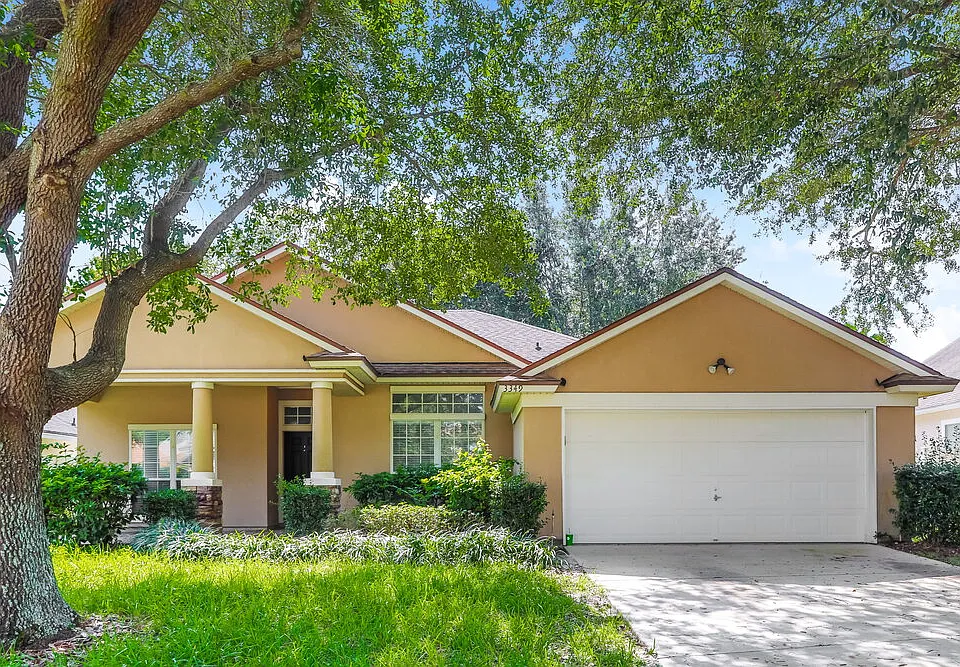 3349 Horseshoe Trail Dr