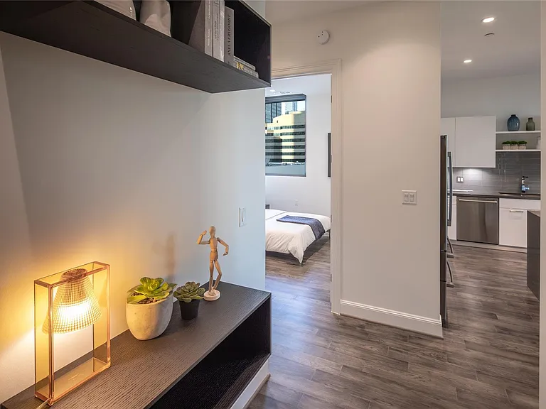 1211 Caroline St #1401 — Photo 11