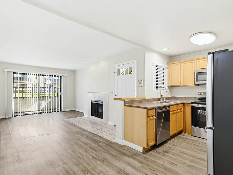 3572 Sunset Ln #86 — Photo 9
