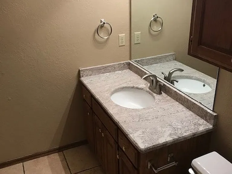 513 Laws Dr — Photo 13