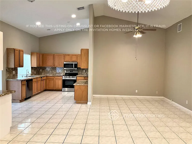 5788 NW 48th Dr — Photo 7