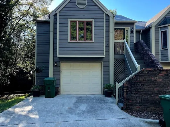 201 Mountain Ridge Dr SE, Huntsville, AL 35801