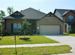 9826 Massanutten Ln, Rosenberg, TX 77469