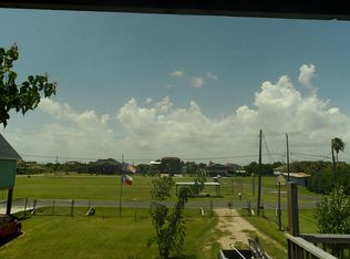 935 6th St, San Leon, TX 77539