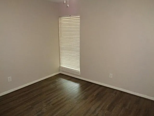 102 Marabou Pl — Photo 11