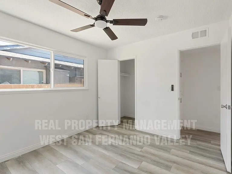 7749 Kentland Ave — Photo 30