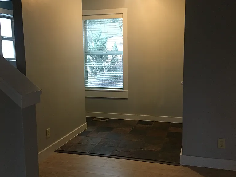 1763 Riverview St — Photo 25