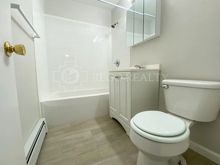 55 Morris St — Photo 3