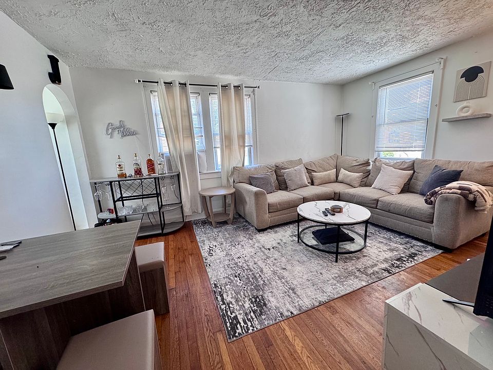 Large Livingroom