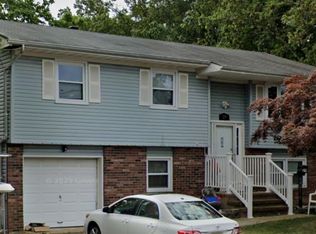 29 Melody Ln, Jackson, NJ 08527