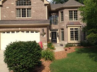 125 N Hudson St, Westmont, IL 60559