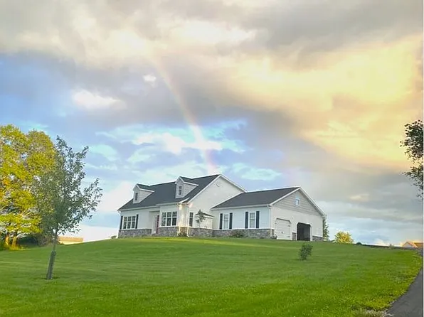 465 Erickson Dr, Kylertown, PA 16847