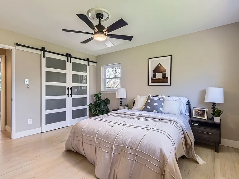 3576 S Holly St — Photo 10