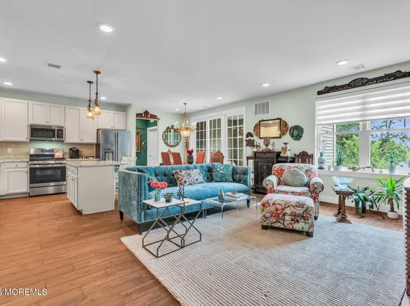 7 Centre Street #5301, Ocean Twp, NJ 07712