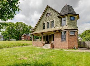 1530 9th St, Des Moines, IA 50314