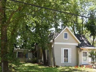 300 S Jefferson St, Pilot Point, TX, 76258