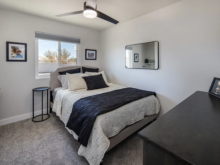 1060 Sunny Ridge Dr — Photo 24