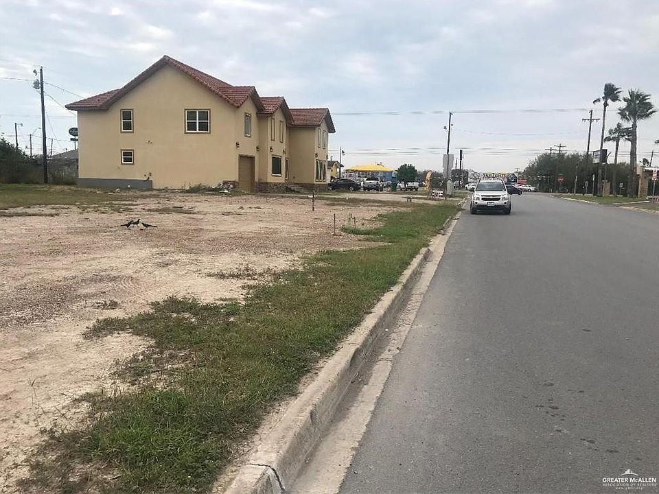 2nd image of 116 E Puebla Dr