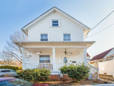 7 Bank Street, Port Washington, NY, 11050