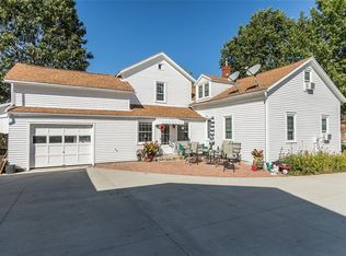 4506 F St, Amana, IA 52203