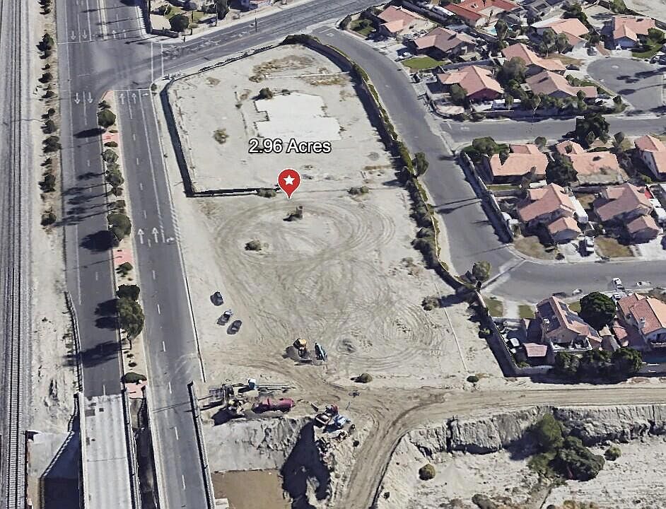 2nd image of 81450 Jonquil Ave