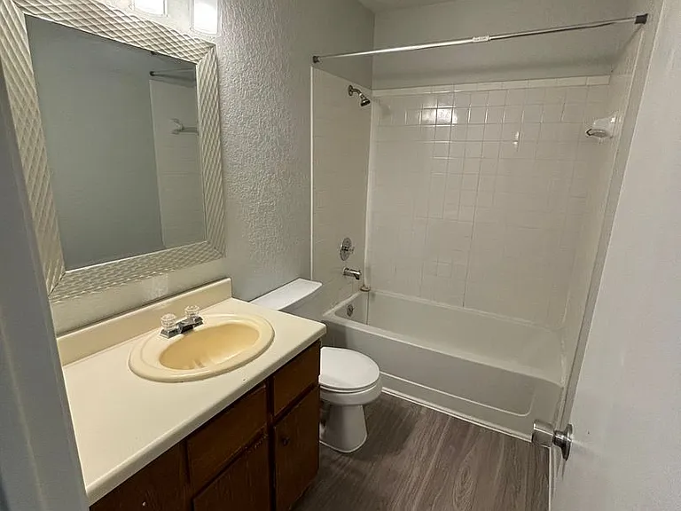 1112 Byers Ln — Photo 11