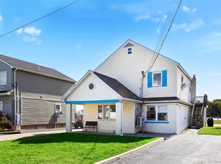 32 Shore Dr, Mastic Beach, NY 11951