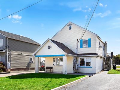 32 Shore Drive, Mastic Beach, NY, 11951