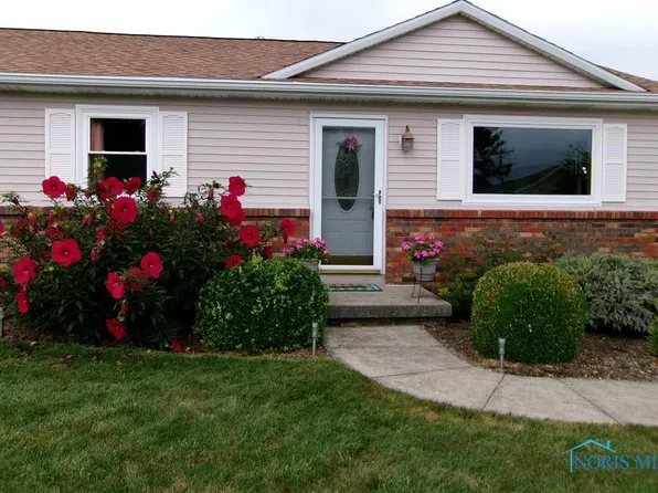 3947 Macarthur Dr, Northwood, OH 43619
