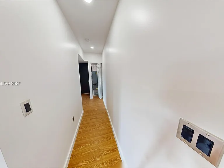 516 NW 2nd Ave #2 — Photo 3