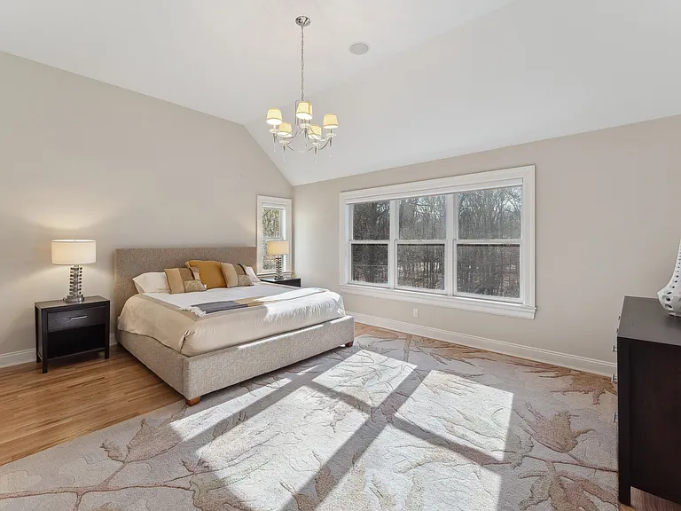 11 Arbutus Rd — Photo 17