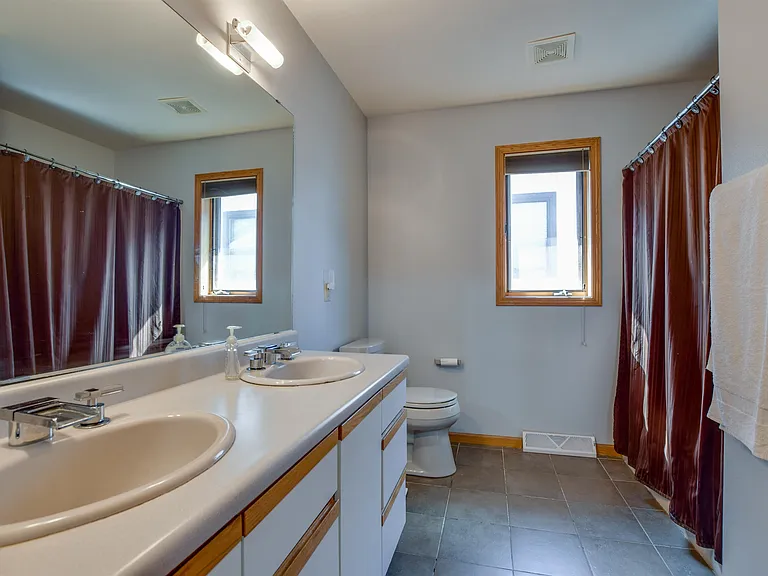2159 Middleton Beach Rd — Photo 13