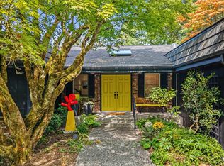 11233 240th St SW, Edmonds, WA 98020