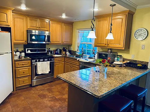 320 Green Moor Pl Photo 1
