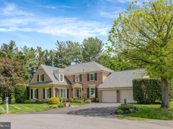 1301 Brookdale Ter, Vienna, VA 22182