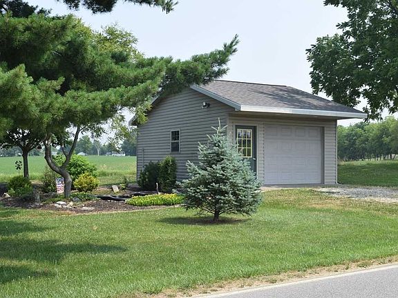 3rd image of 10626 Boberg Rd
