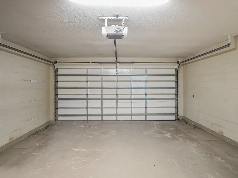 3362 Kelsey Ln — Photo 13