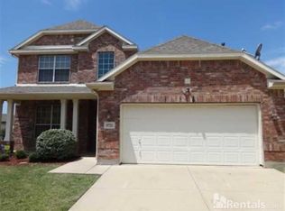 9721 McFarring Dr, Fort Worth, TX 76244