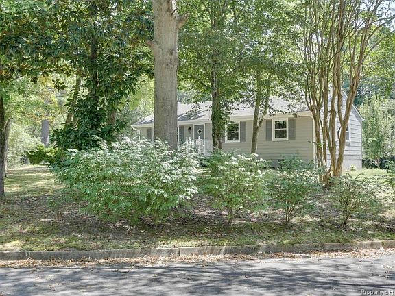 2nd image of 106 Winston Dr